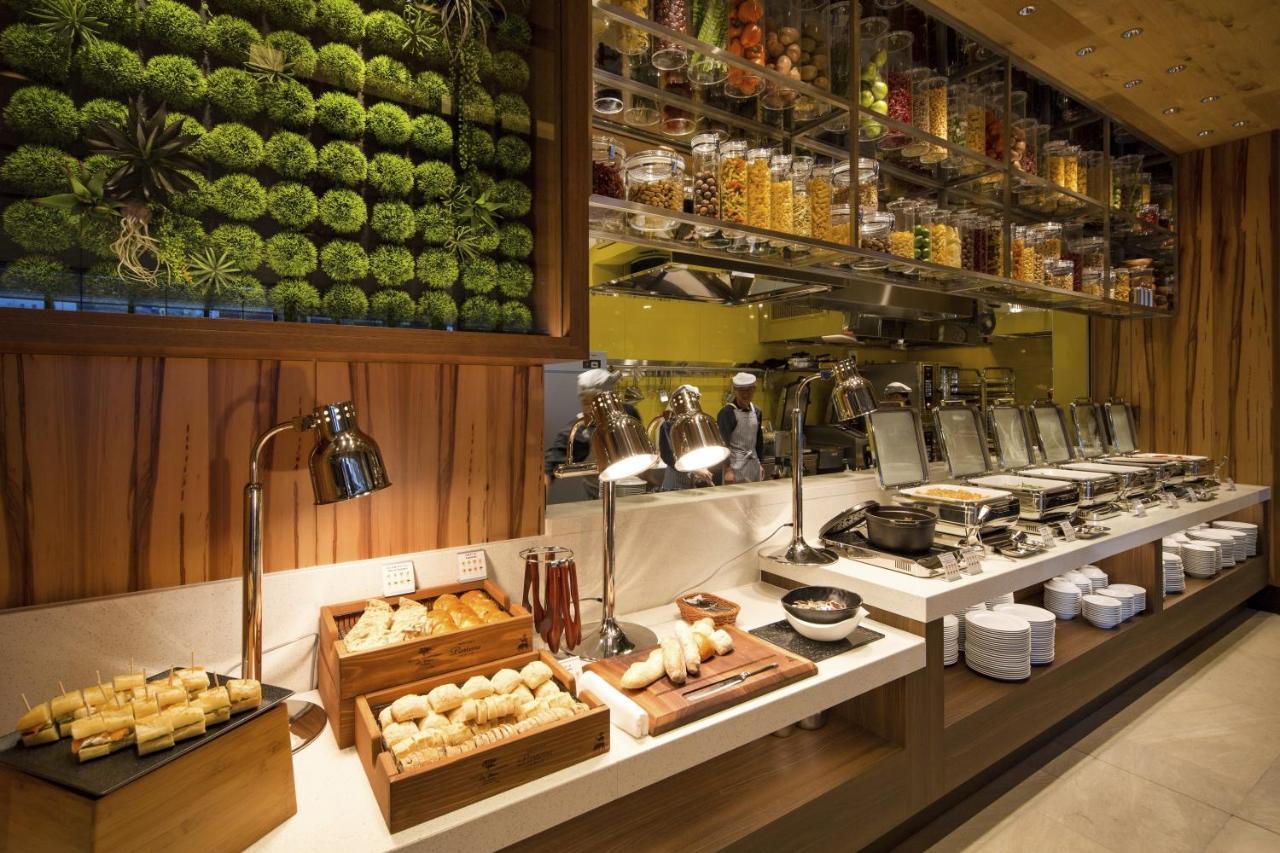 Monterey Le Frere 4* Ōsaka